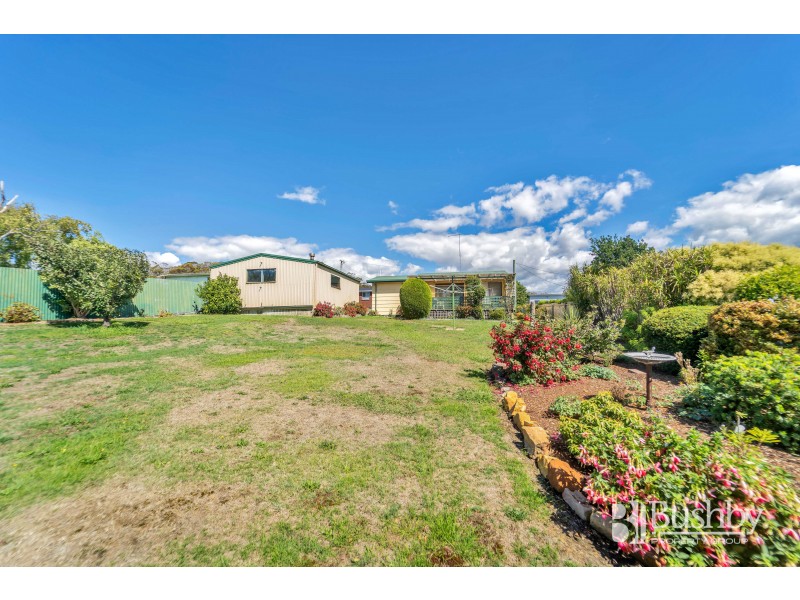 8 Ernest Street, Beauty Point TAS 7270