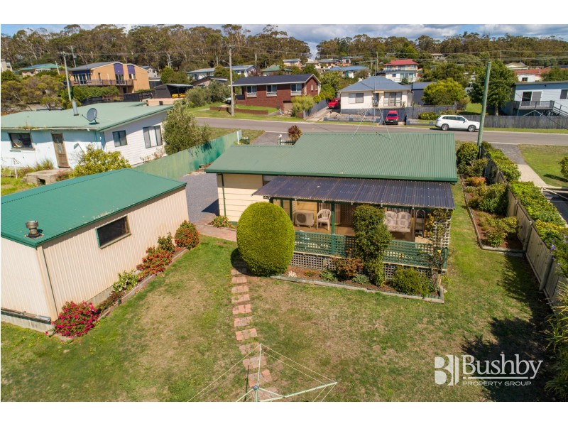 8 Ernest Street, Beauty Point TAS 7270