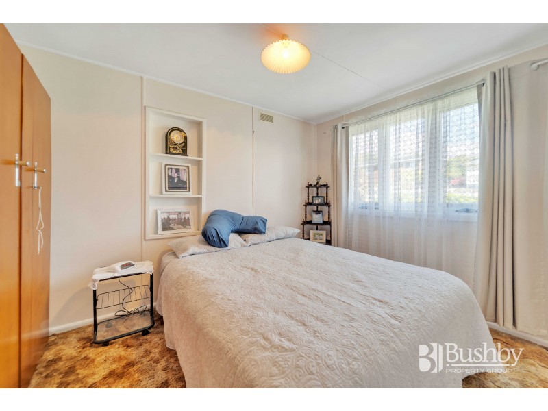 8 Ernest Street, Beauty Point TAS 7270