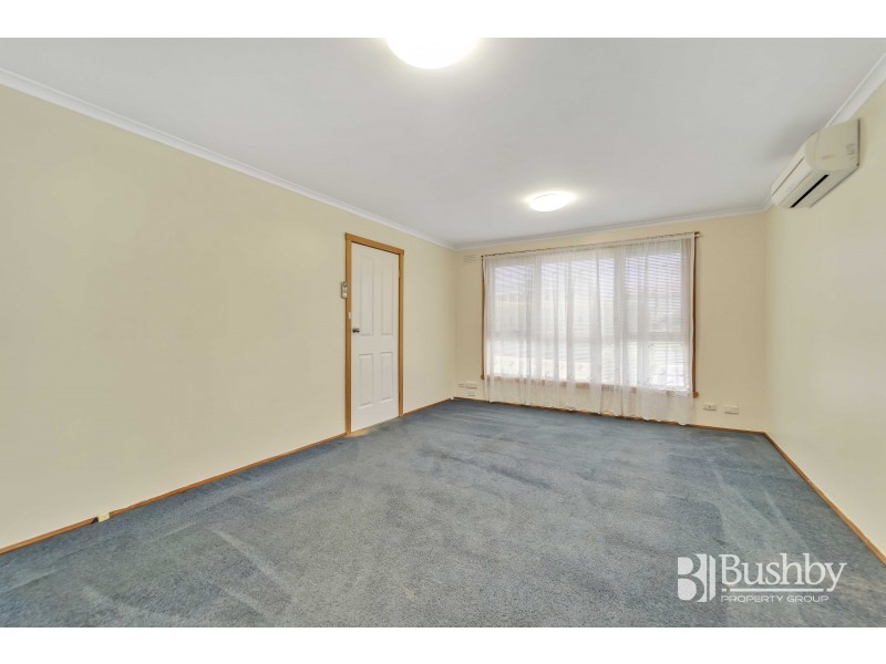 15 Julie Crescent, Newnham TAS 7248