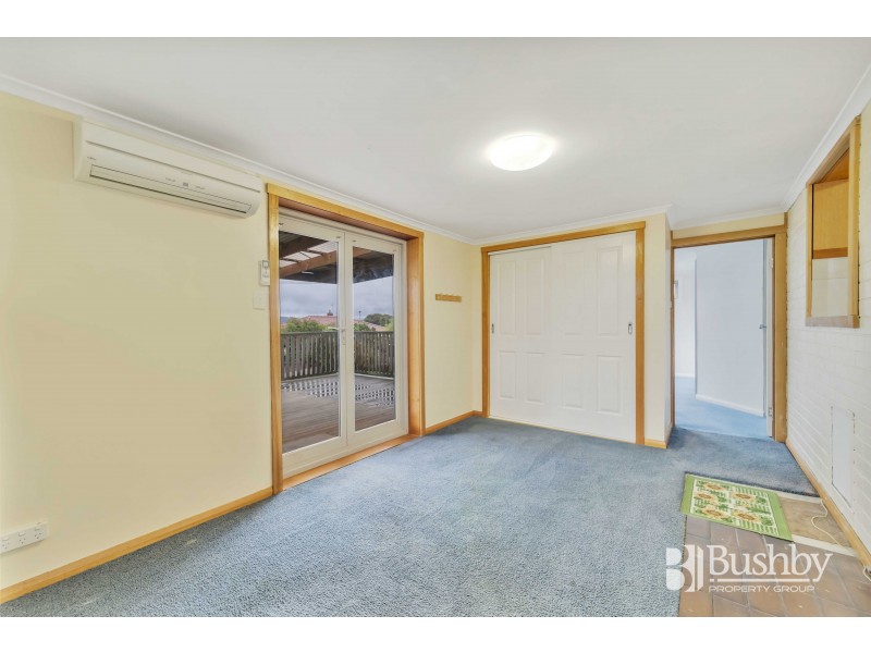 15 Julie Crescent, Newnham TAS 7248