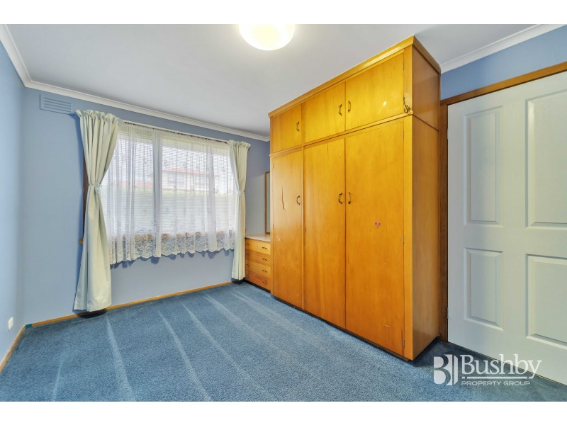 15 Julie Crescent, Newnham TAS 7248