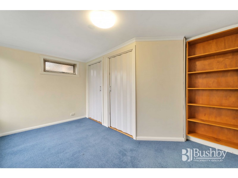 15 Julie Crescent, Newnham TAS 7248