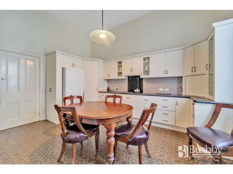 31 West Tamar Road, Trevallyn TAS 7250