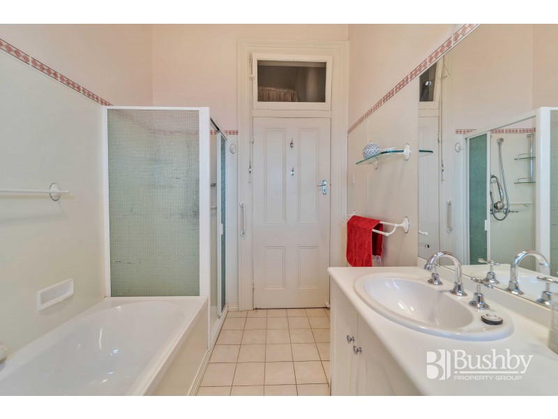 31 West Tamar Road, Trevallyn TAS 7250