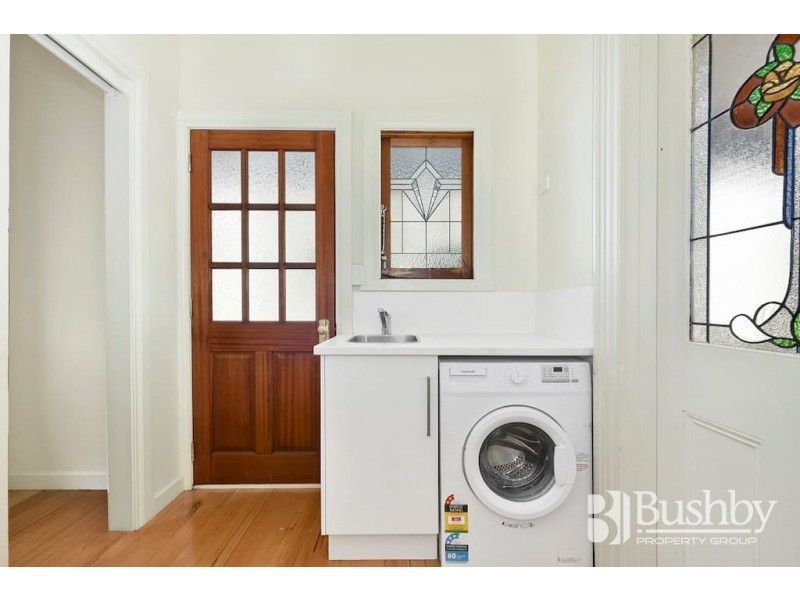 36 racecourse cres, Launceston TAS 7250