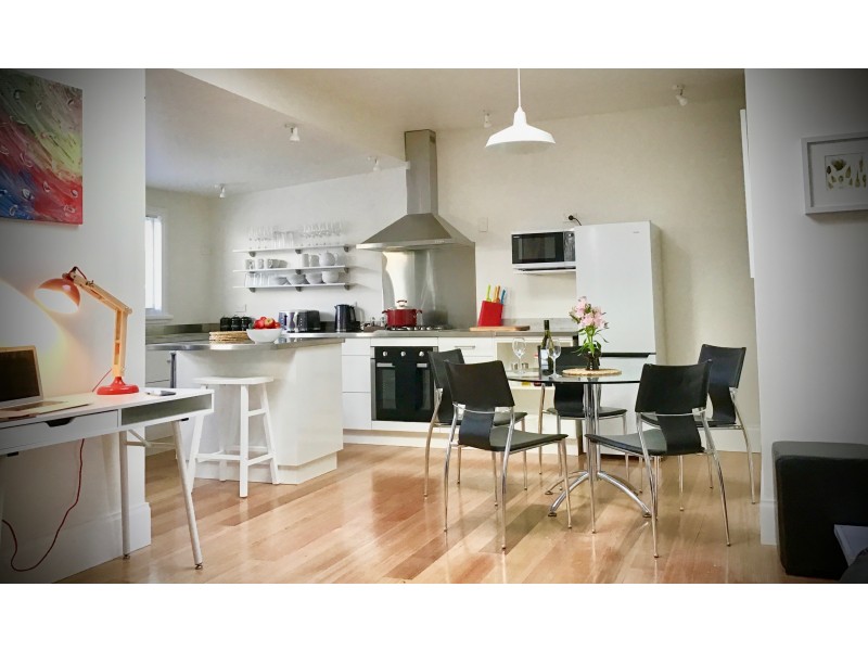 16 Gleadow St, Invermay TAS 7248