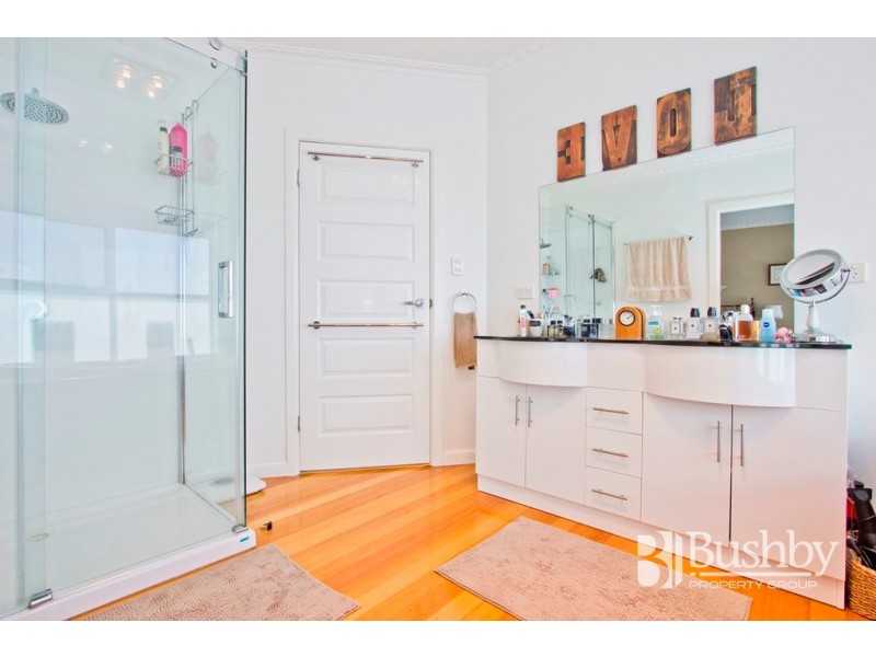 4 Treffos Place, Newstead TAS 7250