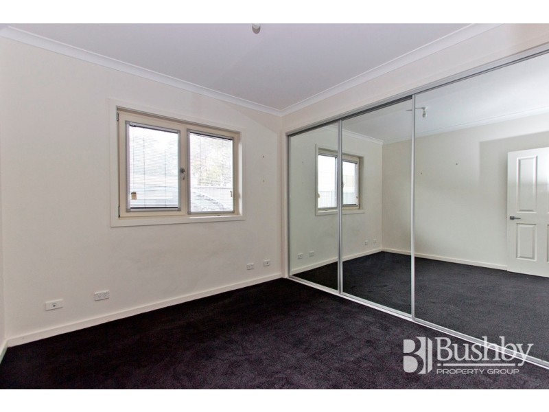 2/22 Legges Crescent, Prospect TAS 7250