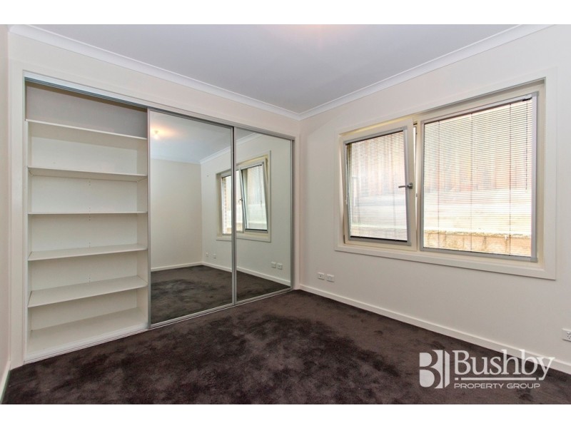 2/22 Legges Crescent, Prospect TAS 7250