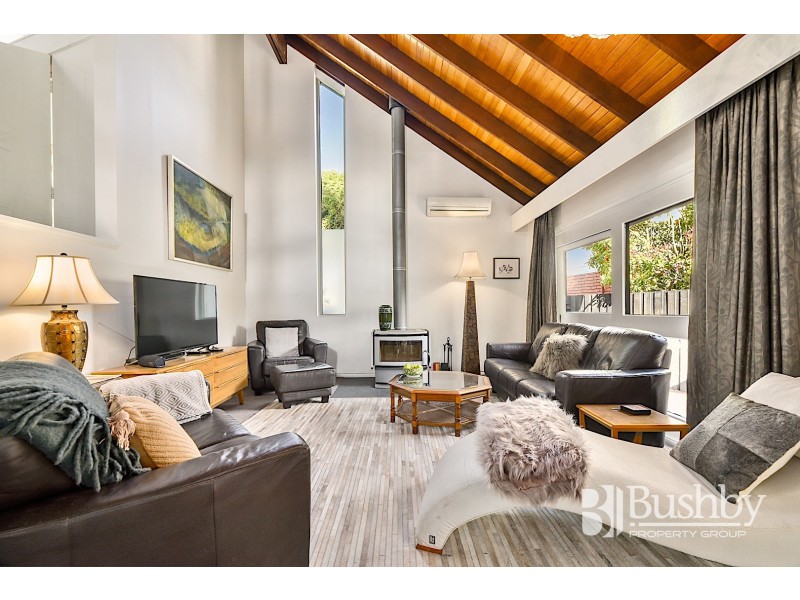 2 Kensington Gardens, Norwood TAS 7250