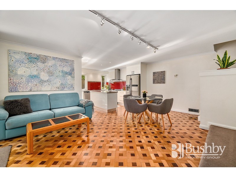 2 Kensington Gardens, Norwood TAS 7250