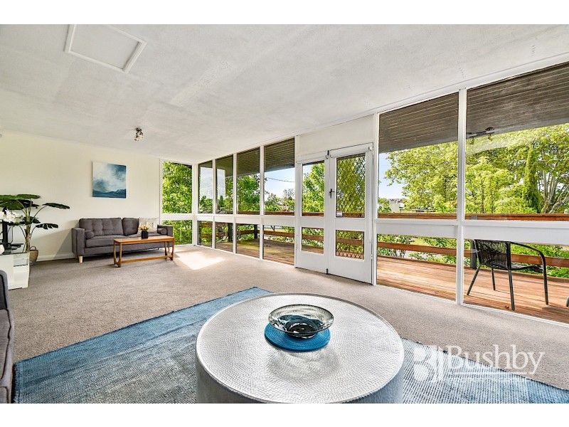 2 Kensington Gardens, Norwood TAS 7250