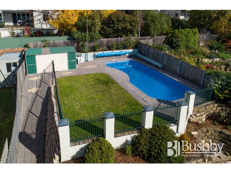 46 Racecourse Crescent, Launceston TAS 7250