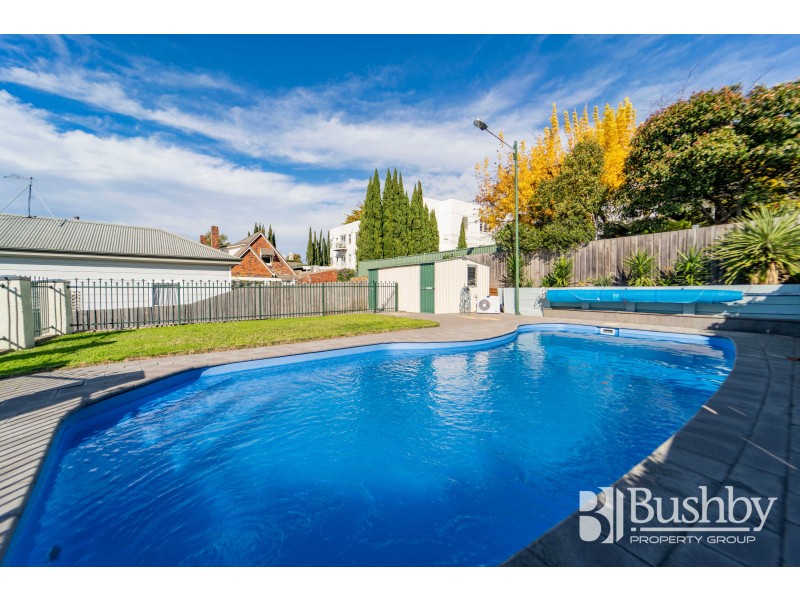 46 Racecourse Crescent, Launceston TAS 7250