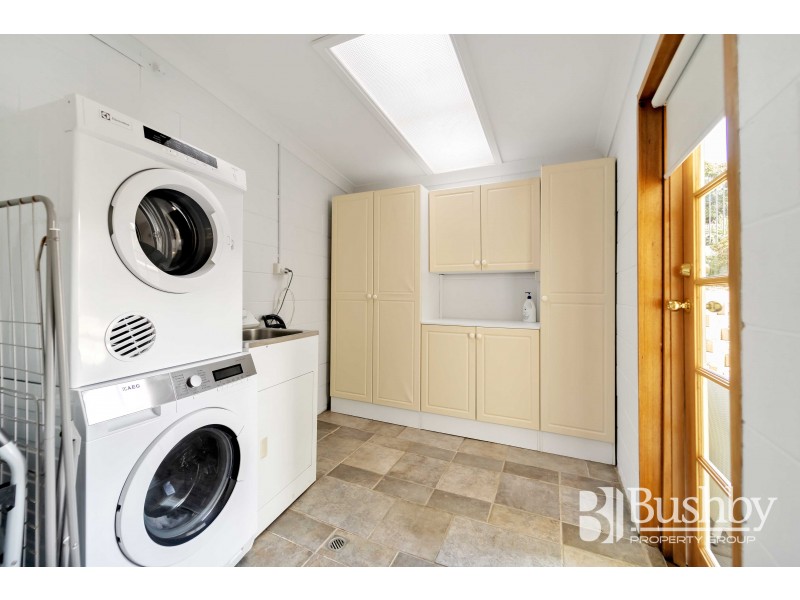 46 Racecourse Crescent, Launceston TAS 7250