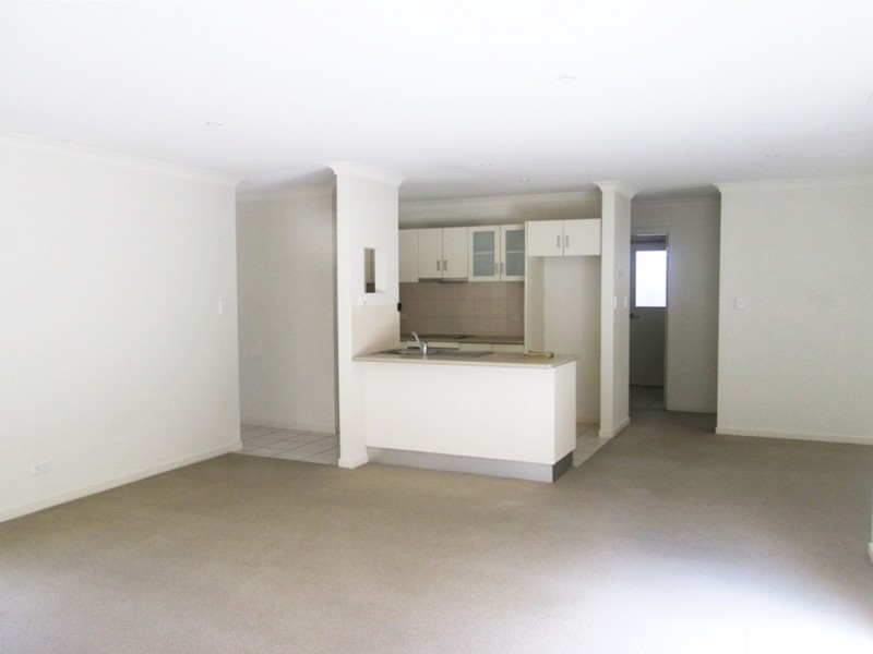 2/12 Bethune Place, Newnham TAS 7248