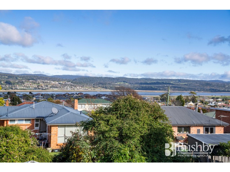 3 Swan Street, Newnham TAS 7248