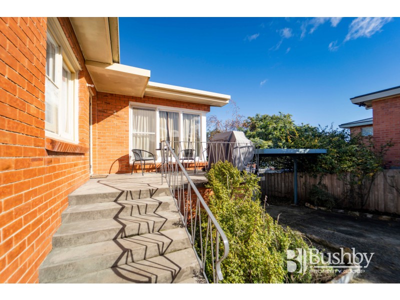 3 Swan Street, Newnham TAS 7248