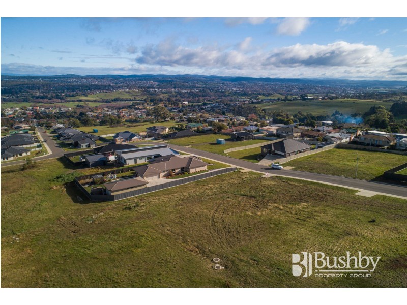 3 Tenzing Drive, St Leonards TAS 7250