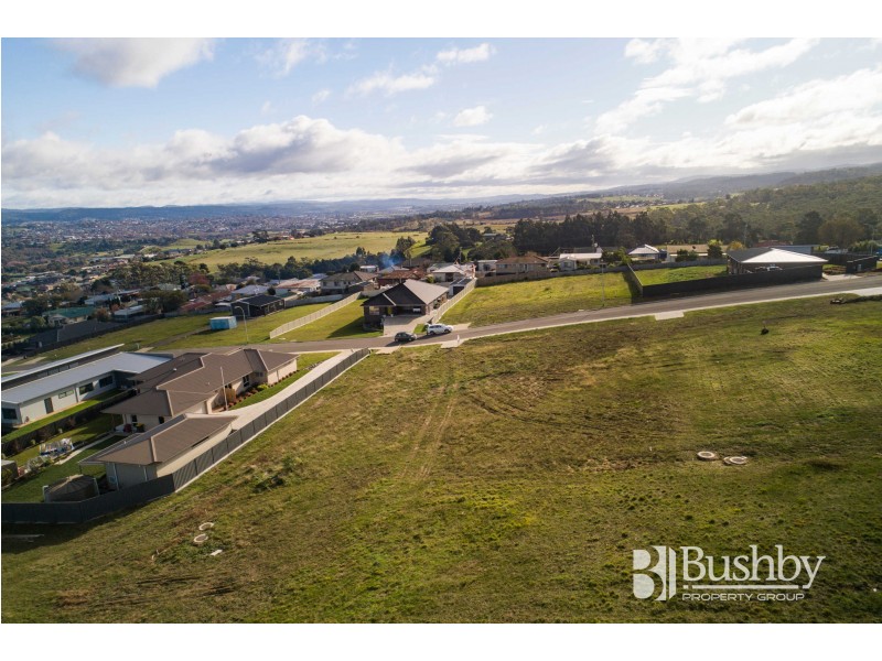 3 Tenzing Drive, St Leonards TAS 7250