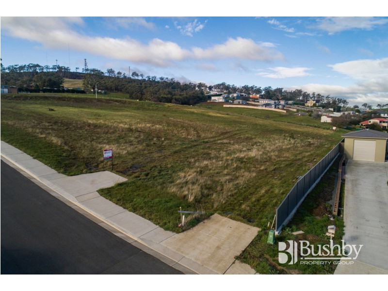 3 Tenzing Drive, St Leonards TAS 7250