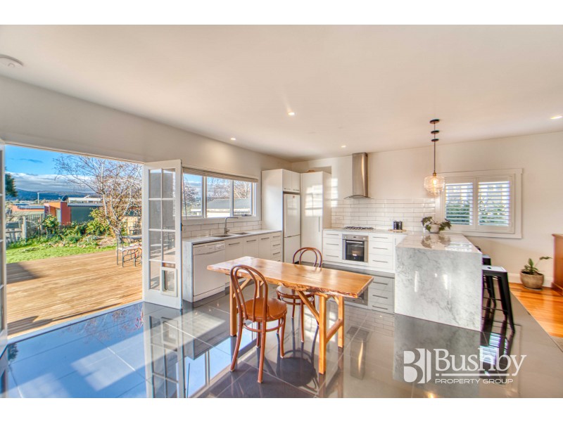 7 Como Crescent, Newstead TAS 7250