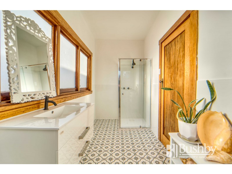 7 Como Crescent, Newstead TAS 7250