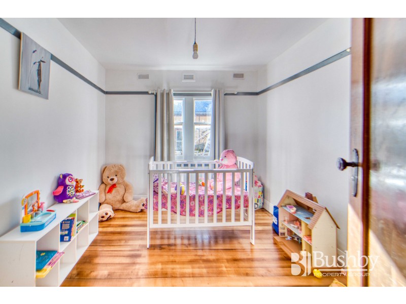 7 Como Crescent, Newstead TAS 7250