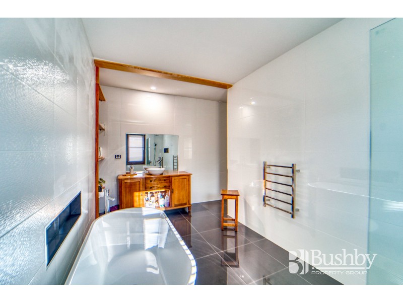 7 Como Crescent, Newstead TAS 7250