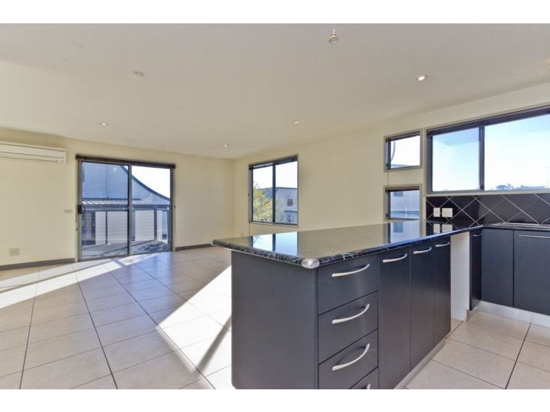 4/8 Albert Street, Youngtown TAS 7249