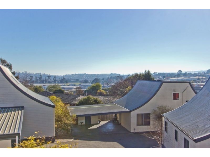 4/8 Albert Street, Youngtown TAS 7249