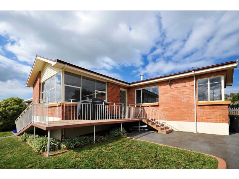 22 Totara St, Riverside TAS 7250