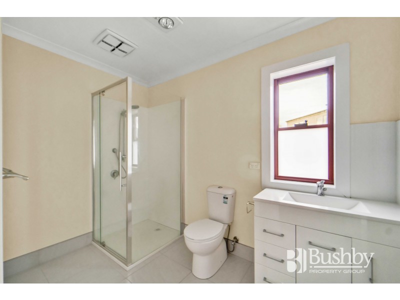 1 Pine Avenue, Newstead TAS 7250