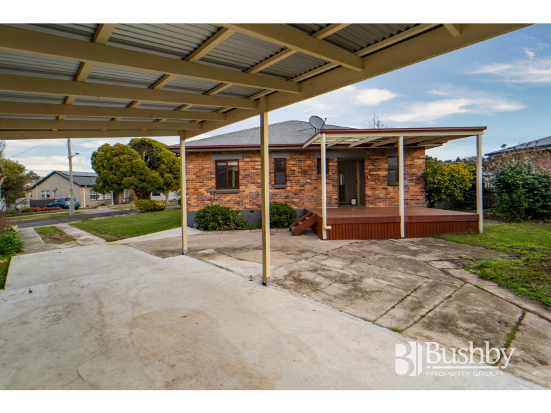 1 Pine Avenue, Newstead TAS 7250