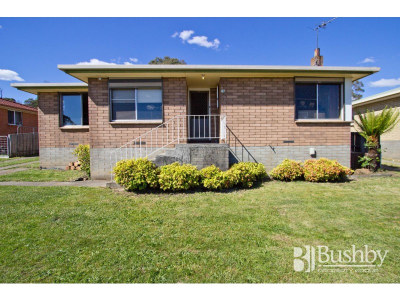 24 Pioneer Parade, Ravenswood TAS 7250