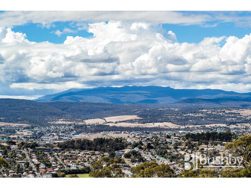27 Juliana, West Launceston TAS 7250