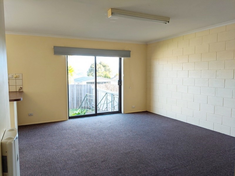 3/22 Bishops Drive, Newnham TAS 7248