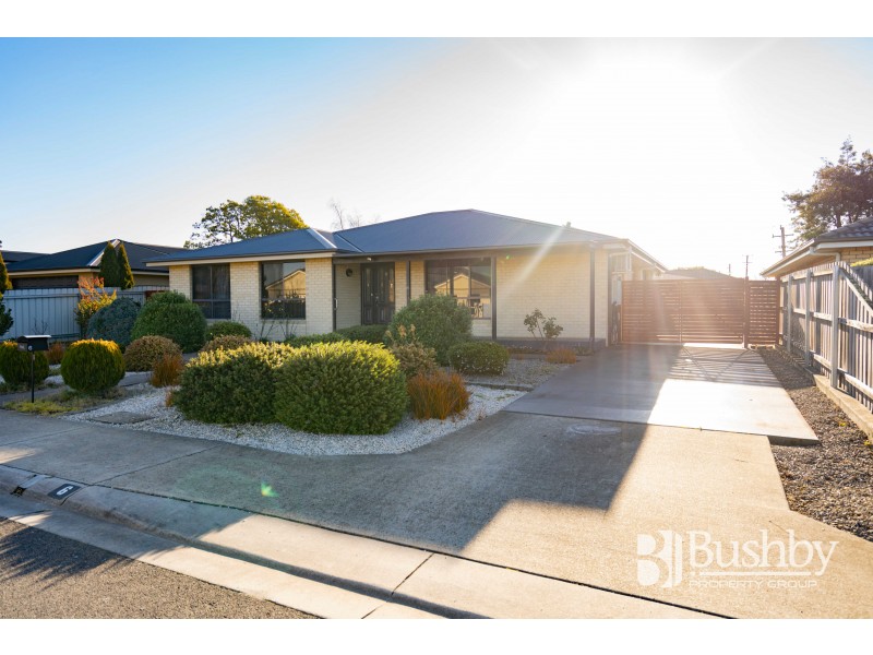 6 Bethune Place, Newnham TAS 7248