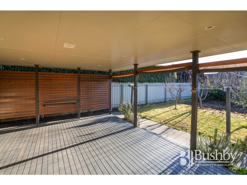6 Bethune Place, Newnham TAS 7248