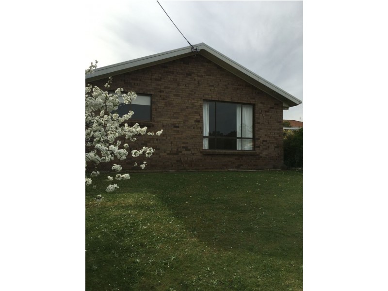 1/1 Ingamells Street, Summerhill TAS 7250