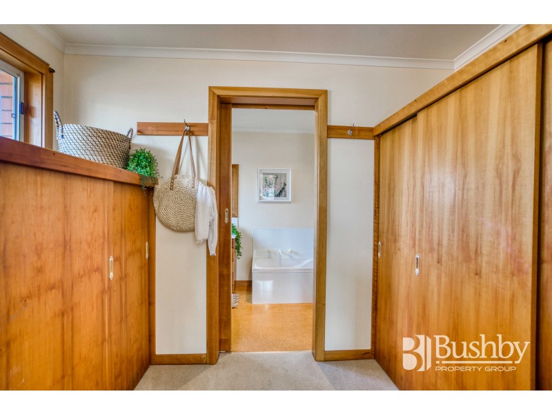 1 Kensington Gardens, Norwood TAS 7250