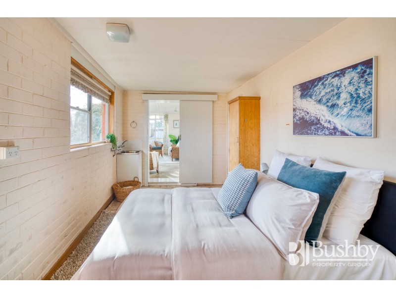 1 Kensington Gardens, Norwood TAS 7250