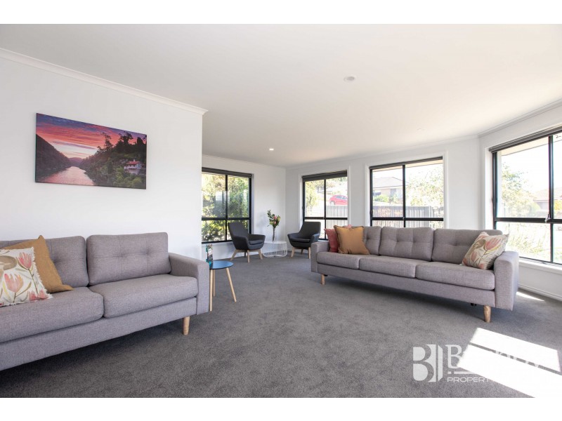 284 Penquite Road, Norwood TAS 7250