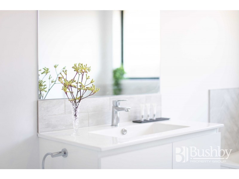 284 Penquite Road, Norwood TAS 7250