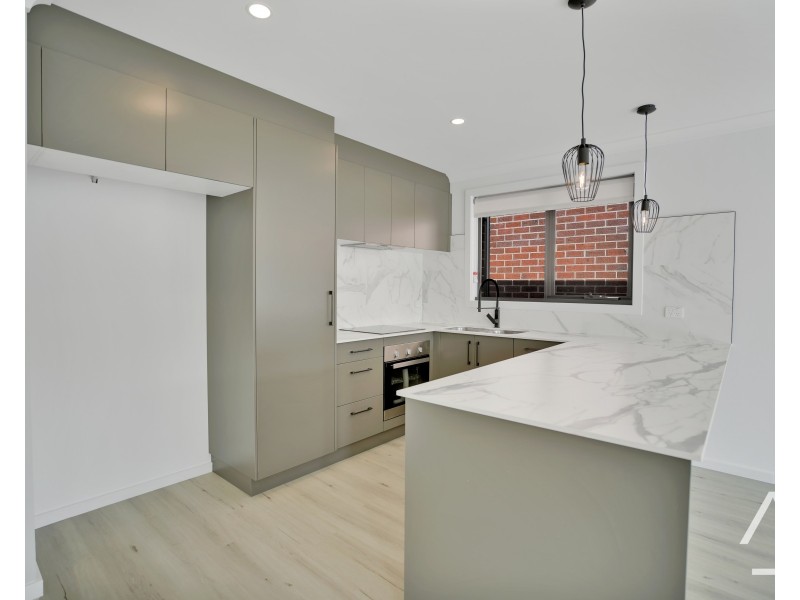 2/10 Herring Street, Punchbowl TAS 7249