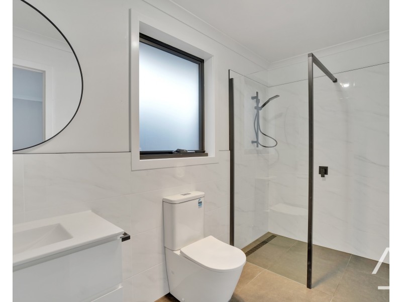 2/10 Herring Street, Punchbowl TAS 7249