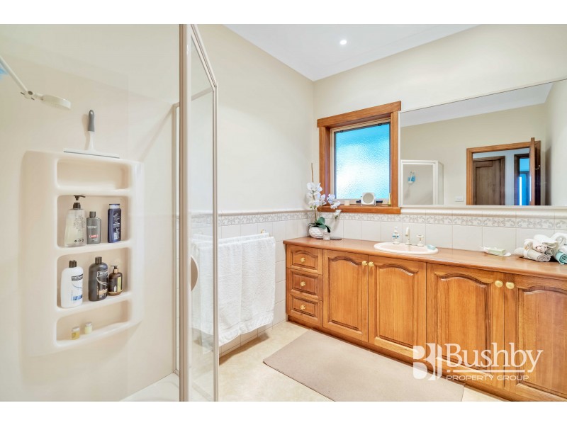 28 Ocean View Drive, Greens Beach TAS 7270