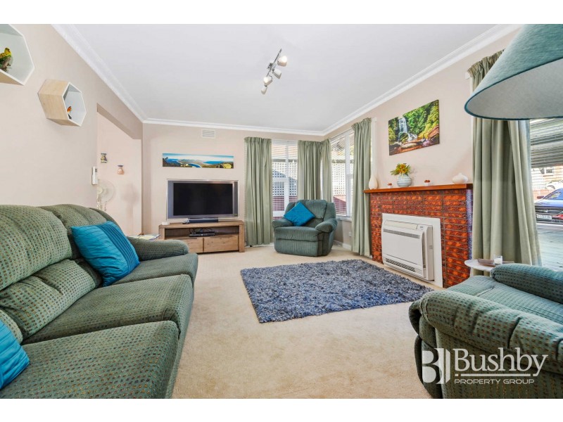 25 Helenwood Grove, Newnham TAS 7248