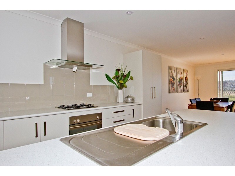 12/73 Foch Street, Mowbray TAS 7248